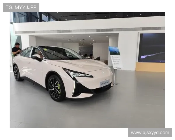 11万级纯电新选择 极狐新阿尔法S5靠什么打动消费者？