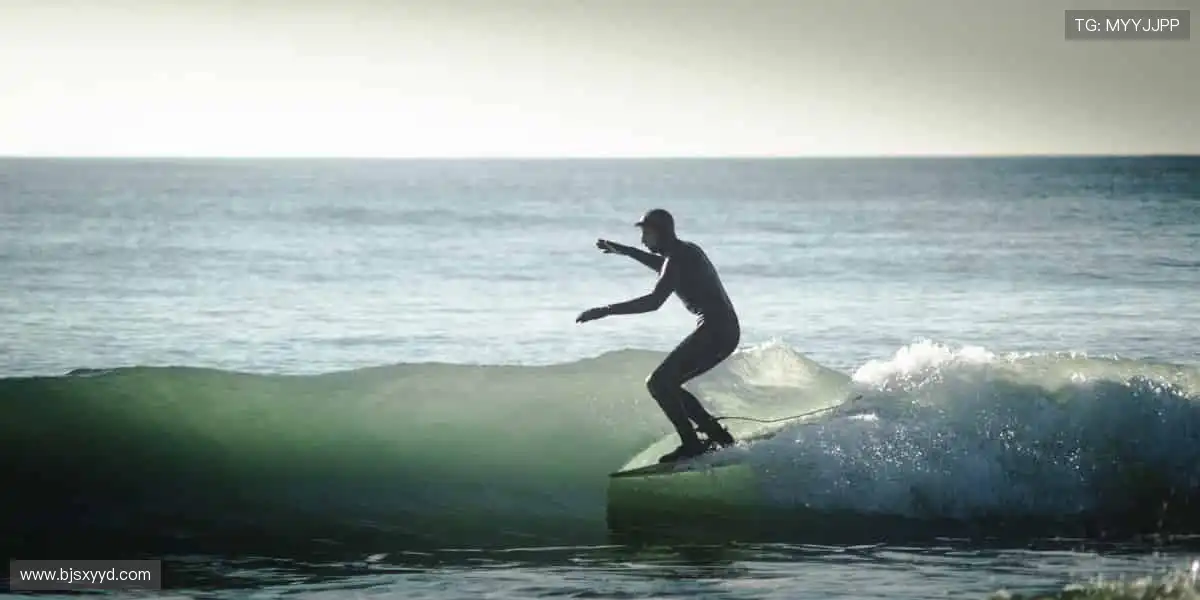 「球星同款、限量周边，做朋友圈最靓的体育潮人！👕点击抢购，手慢无！」